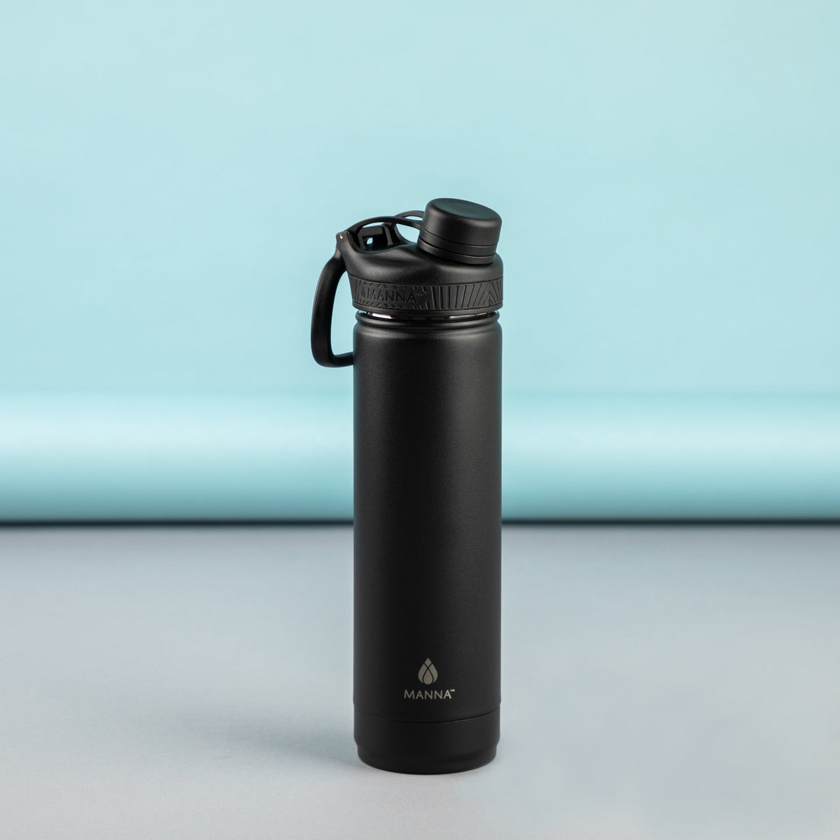 26-oz-saratoga-bottle-s2 MAN_Website_Saratoga_05.jpg