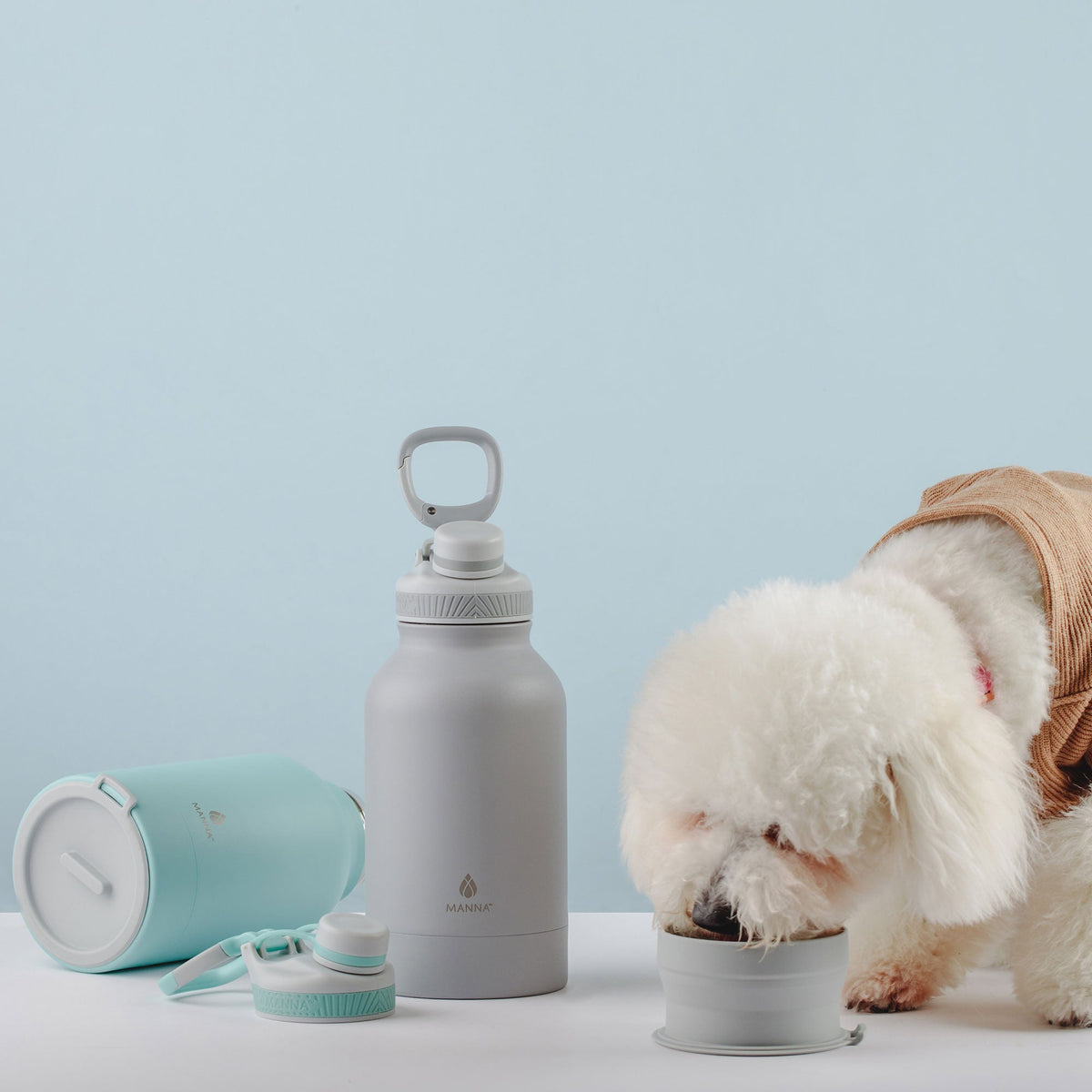 46-oz-rover-bottle-p7 WEB_156A7390_2b12558f-2e11-4712-881b-a120febc680c.jpg